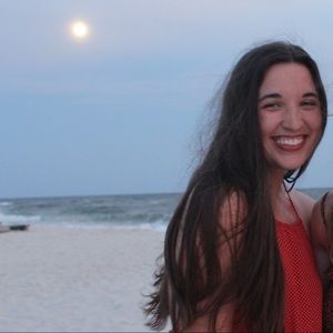 Meet your Posher, Holly